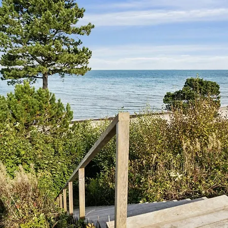 Nyaraló Nordic Summer House By The Water In